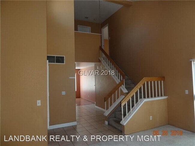 Building Photo - 4 br, 2.5 bath House - 6777 Quinella Drive