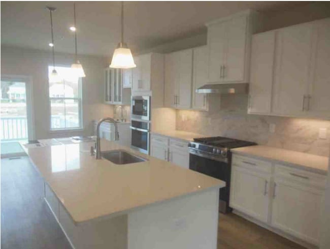 Foto del edificio - 170 S Durham Dr