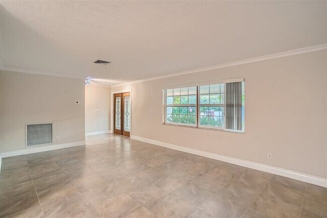 Building Photo - 12908 Mia Circle