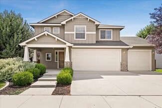 Building Photo - 13935 W Milford Dr