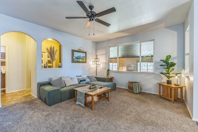 Building Photo - 5153 Chicory Cir