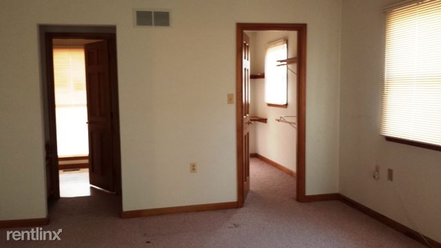 Building Photo - 219 Krick Rd