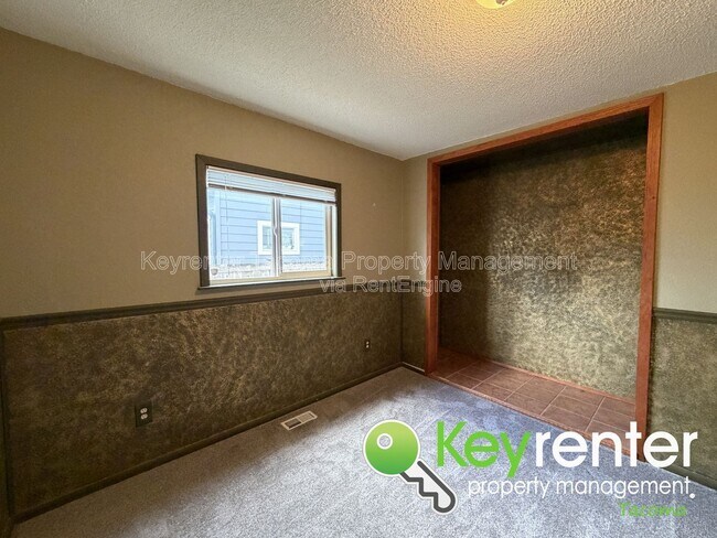 Foto del edificio - 4902 N 16th St