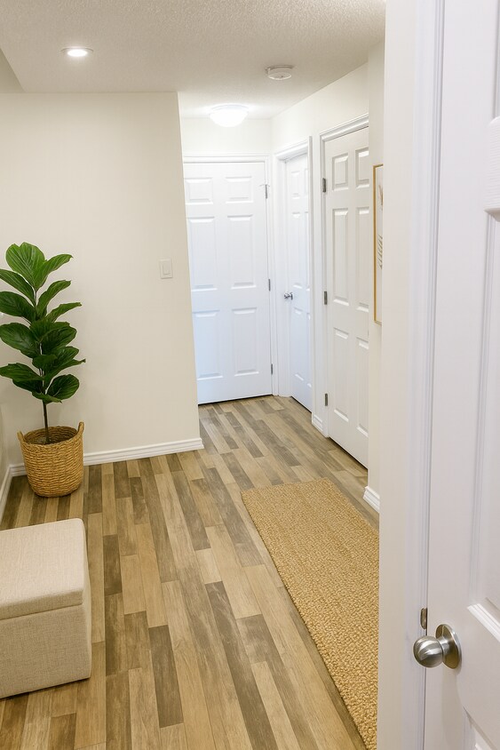 Photo principale - 16611-16630 30 Ave SW