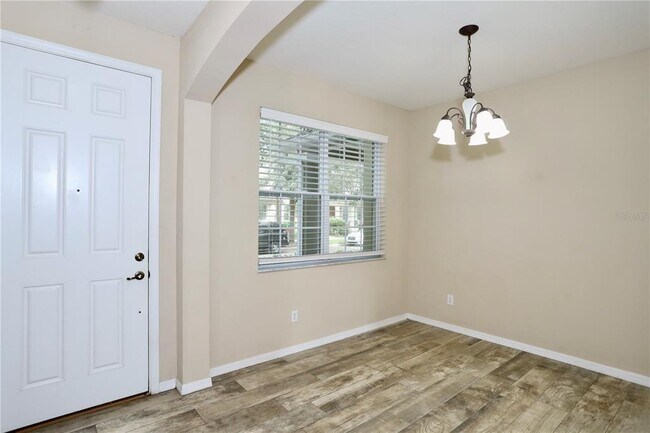 Foto del edificio - 7912 Northlake Pkwy