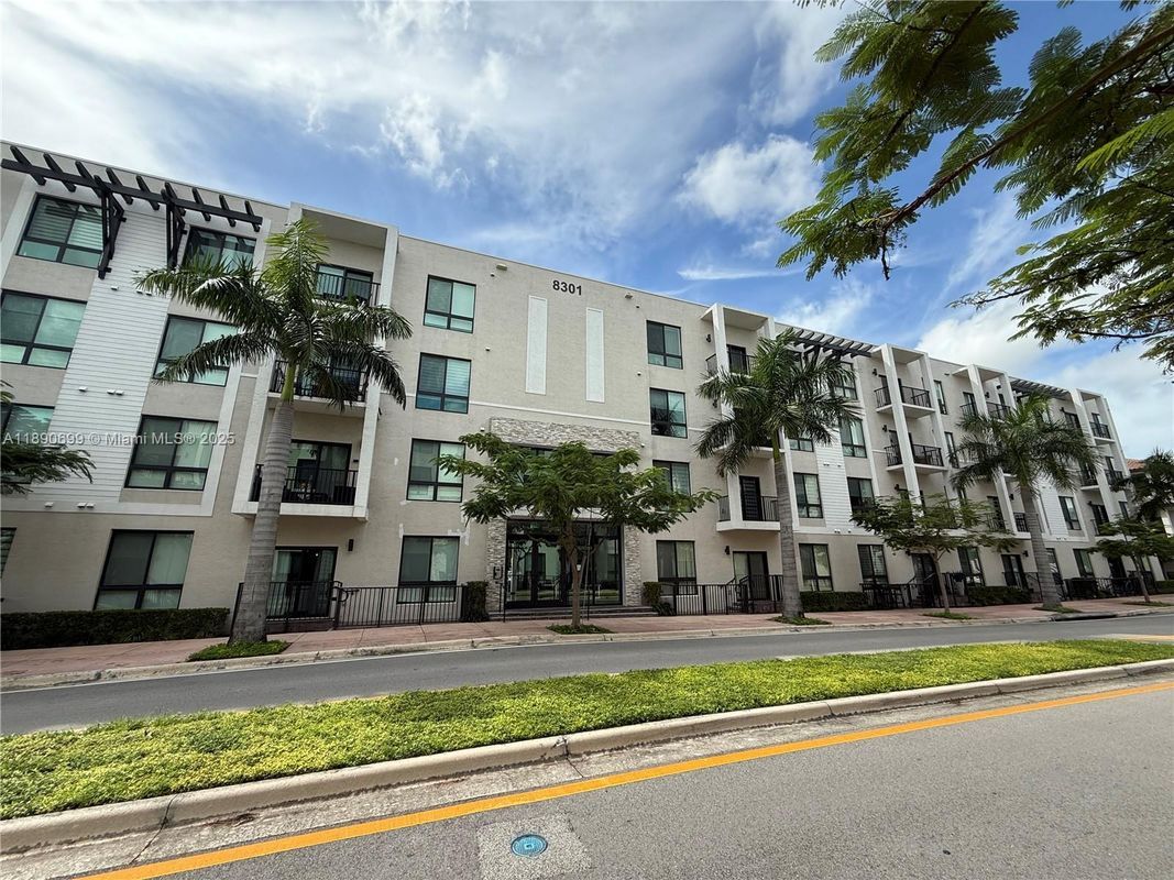 Foto del edificio - 8301 NW 41st St