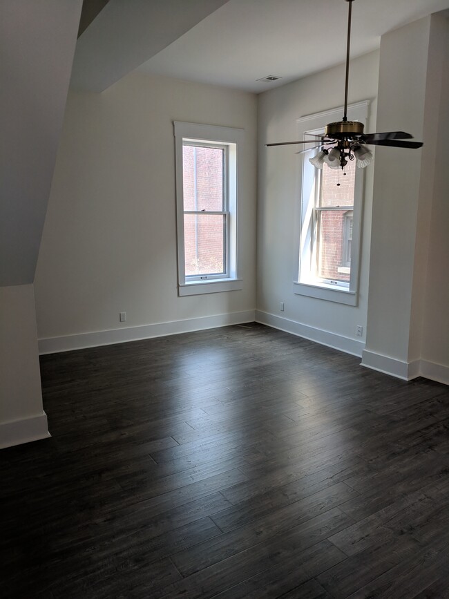 Great room - 1161 S 1st St