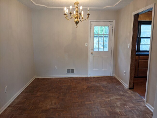 Foto del edificio - Recently updated Raytown single family home