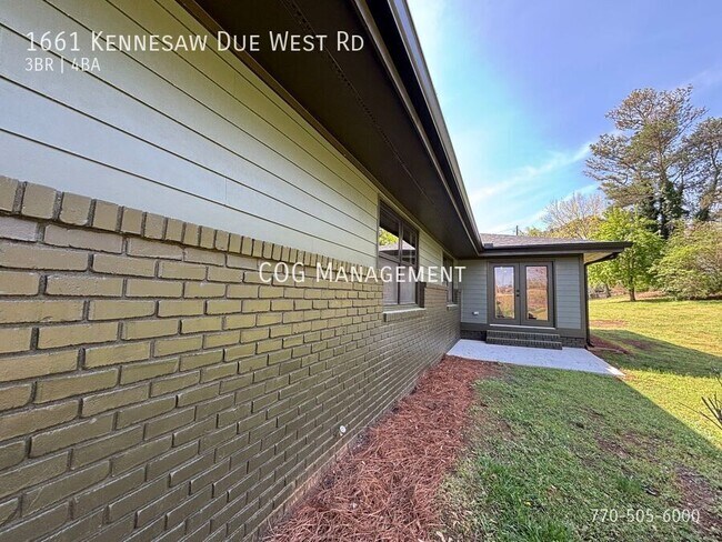 Foto del edificio - 1661 Kennesaw Due West Rd