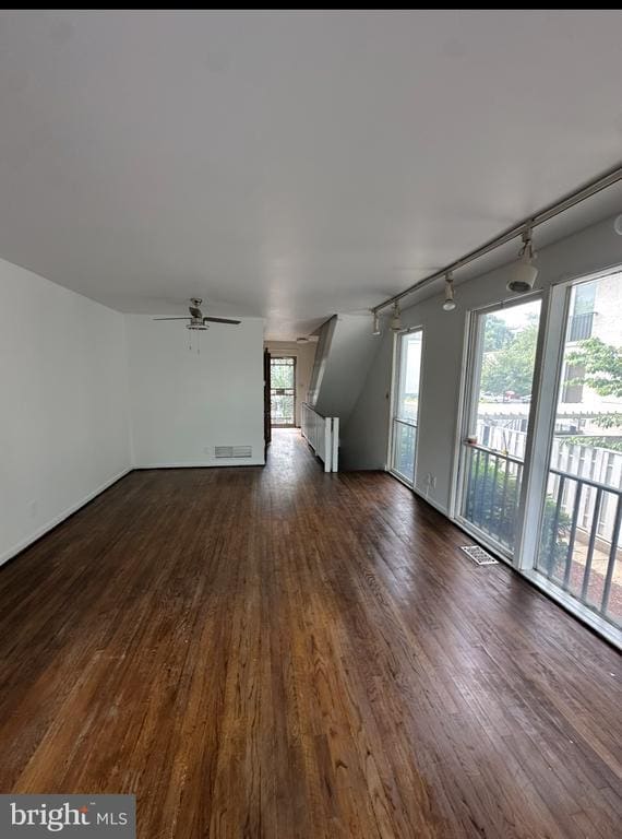 Foto del edificio - 228 G St SW