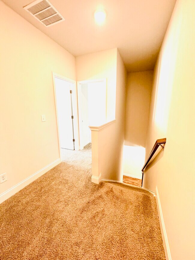 Foto del edificio - 5110 Hillington Wy