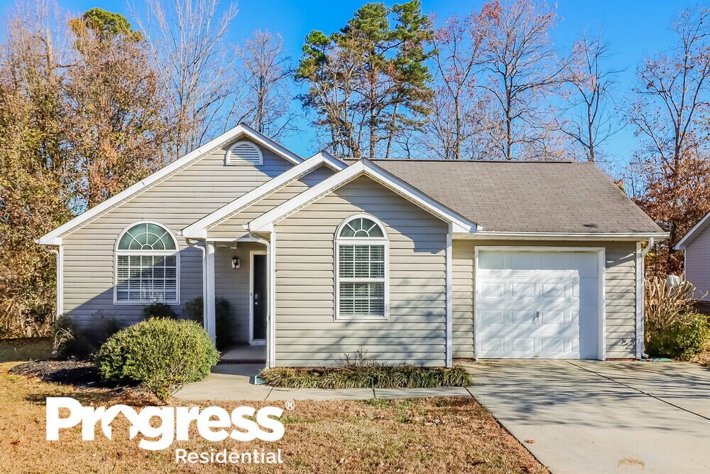 1037 Newfound Hollow Dr, Charlotte, NC 28214 House Rental in