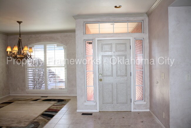 Building Photo - Spacious 5 bed 3 bath in Edmond