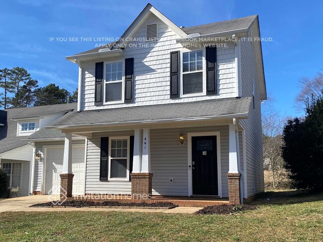 Building Photo - 441 Amir Cir