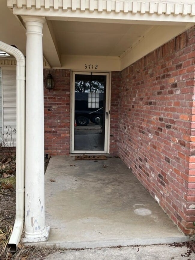 Foto del edificio - 3712 Pope Ave