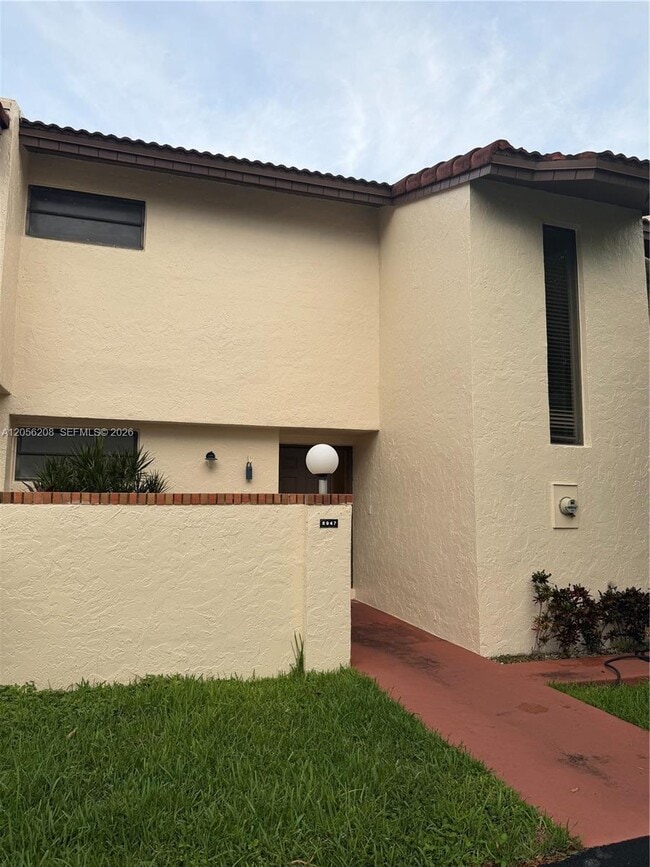 Building Photo - 8947 SW 149th Pl