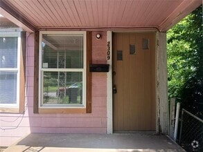 Building Photo - 2311 Idaho Ave