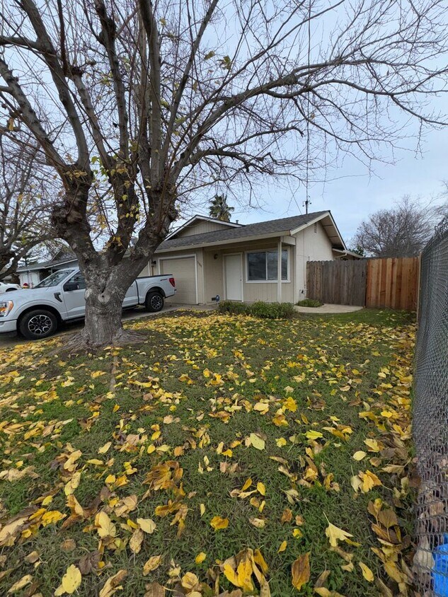 Harrison St Duplex - Harrison St Duplex