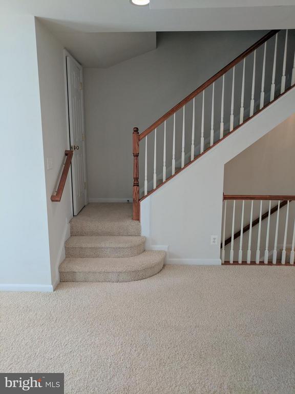 Building Photo - 8901 Singleleaf Cir