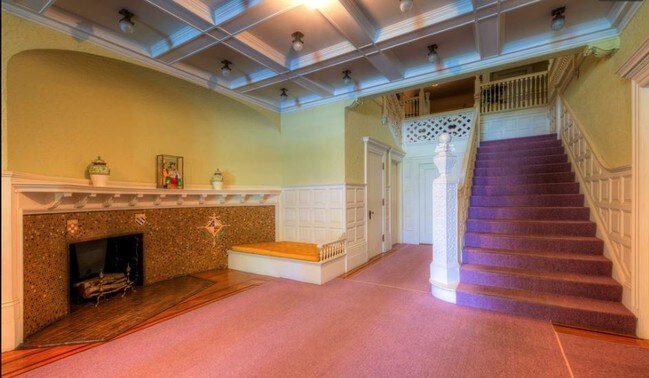 Entry Foyer - 241 Clinton St