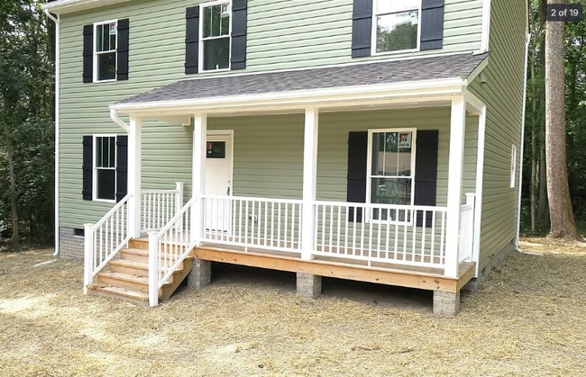 Building Photo - 16208 Pauline Ave