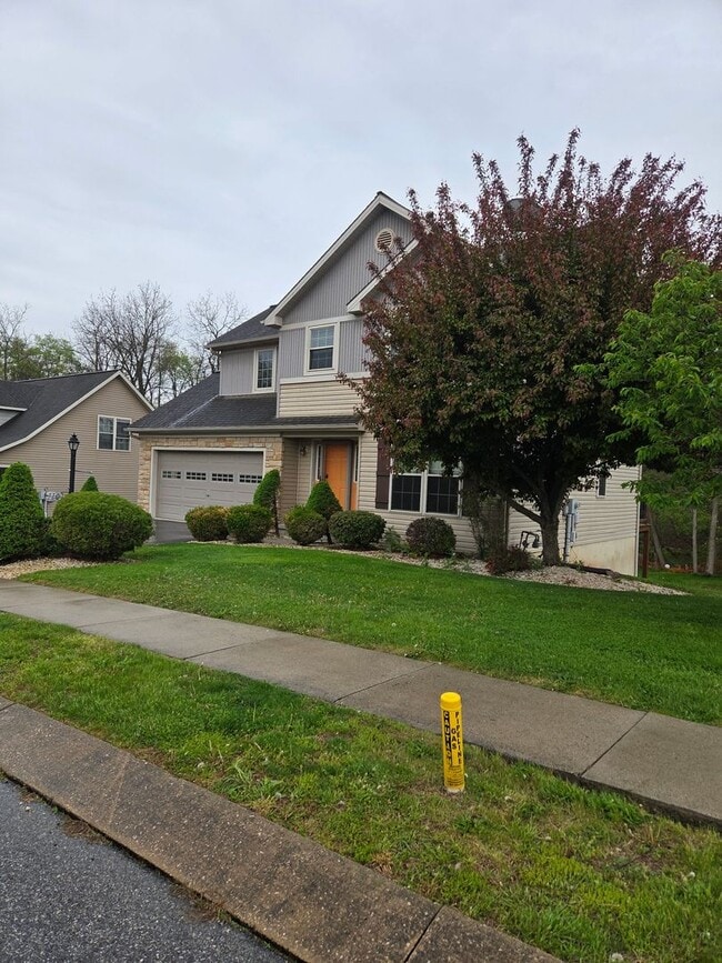 Foto del edificio - 110 Smith Rd