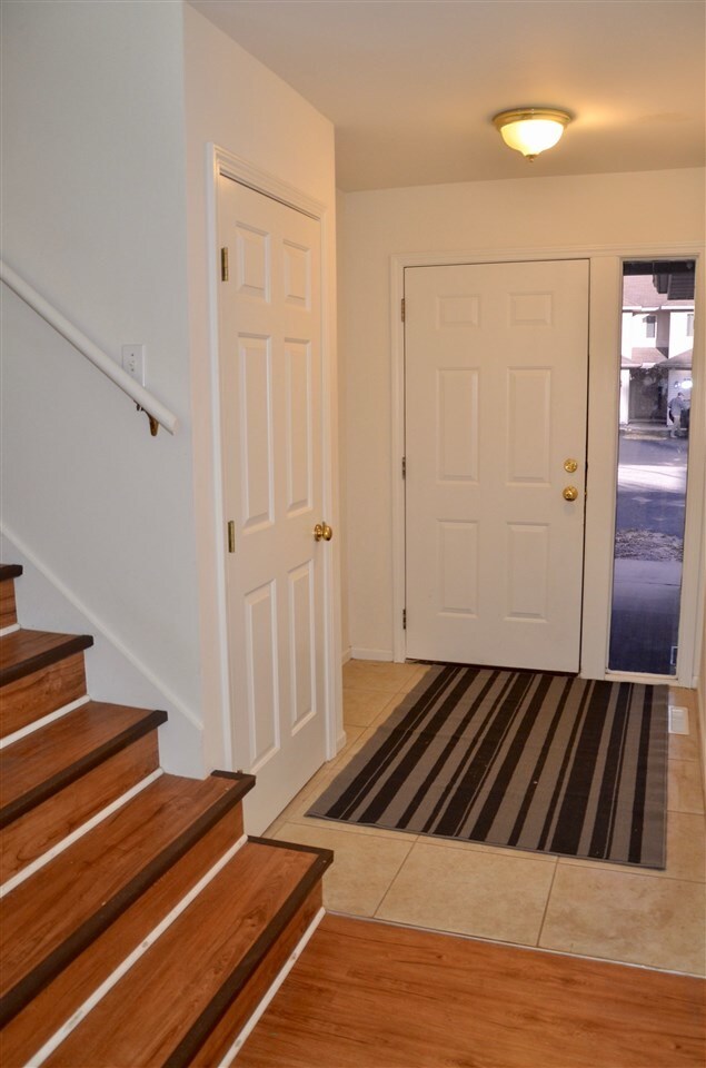 Building Photo - 6215 Loretta Lane