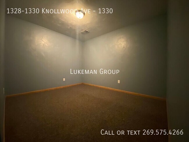 Foto del edificio - 1330 Knollwood - 6 Bed/3 Bath Townhouse Ne...