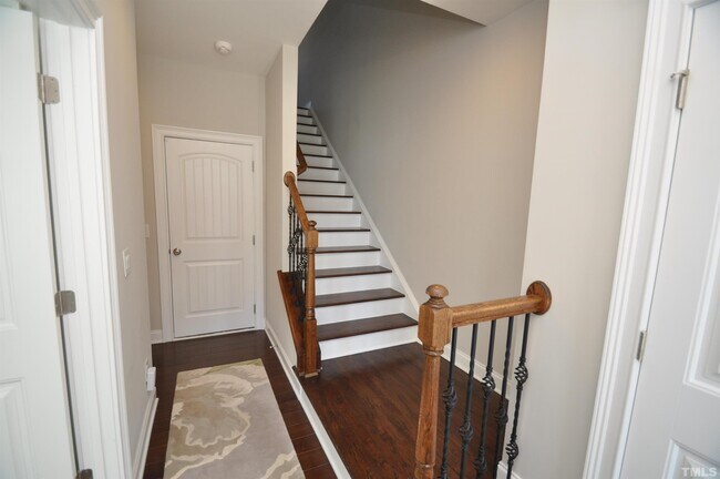 Building Photo - 605 Balsam Fir Dr