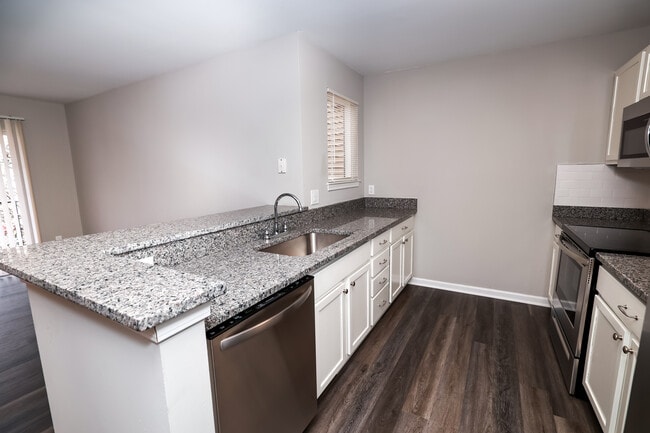 Building Photo - Ridge Valley Townhomes