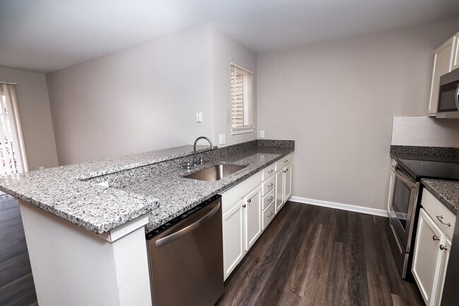 Foto del edificio - Ridge Valley Townhomes
