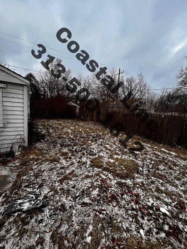 Foto del edificio - Cute 3 bedroom located on Detroit's East side