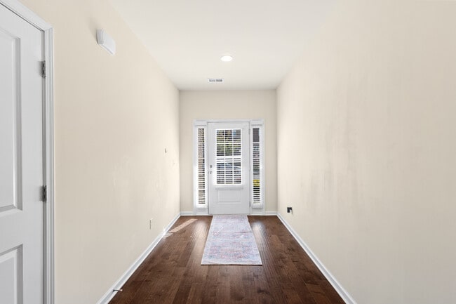 Building Photo - 4275 Almanor Cir
