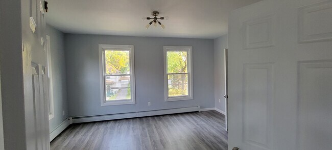 Dormitorio 2 - 118 Warrenton Ave