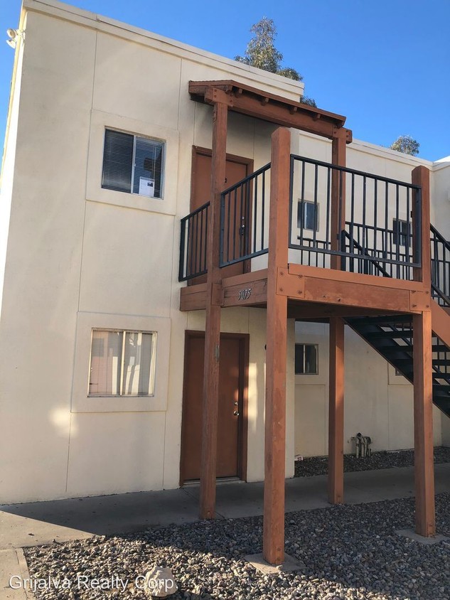 Foto principal - 5075 S 6th Ave