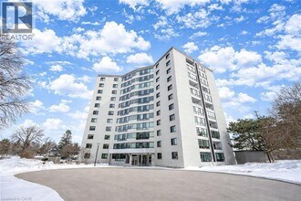 Building Photo - 250 Glenridge Dr