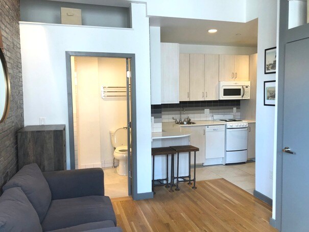 Foto del edificio - 144 Bowdoin St