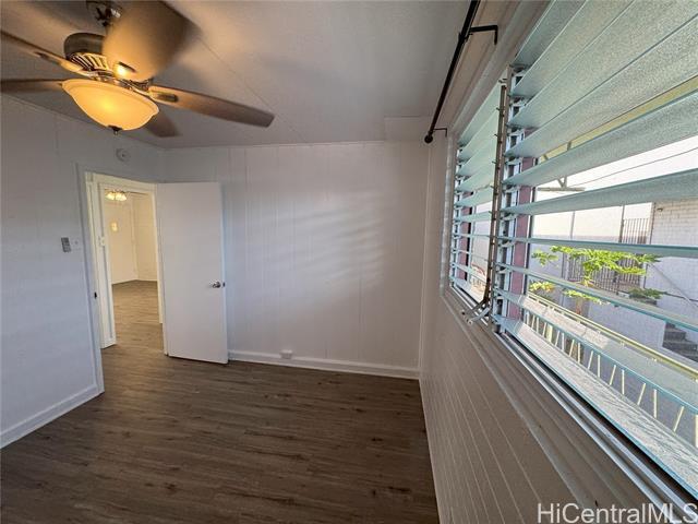 Building Photo - 1116 Isenberg St