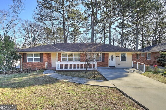 Foto del edificio - 2715 Drew Valley Rd NE