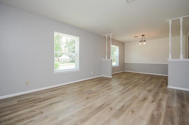 Foto del edificio - 28911 Enchanted Dr