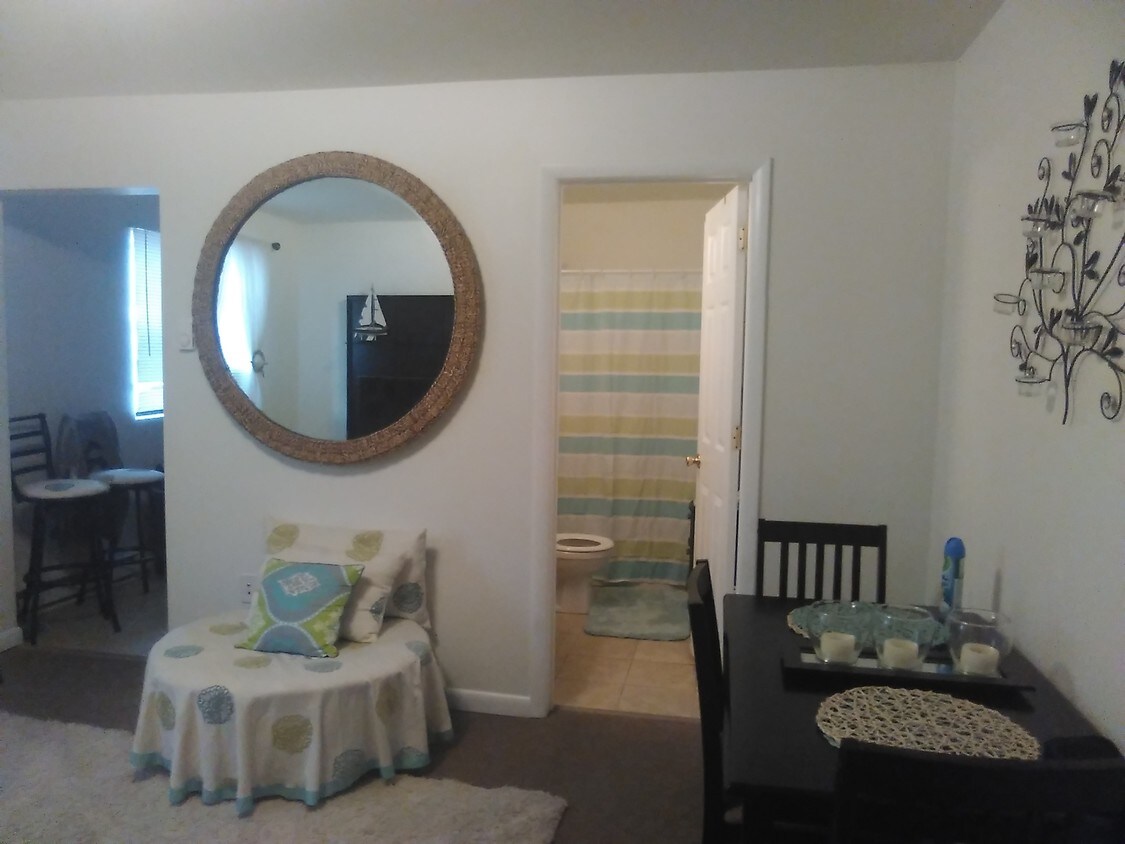 Beautiful 2br apt - 21 N 2nd St
