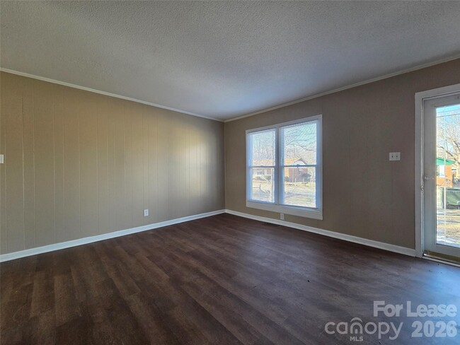 Foto del edificio - 743 Clarinda St