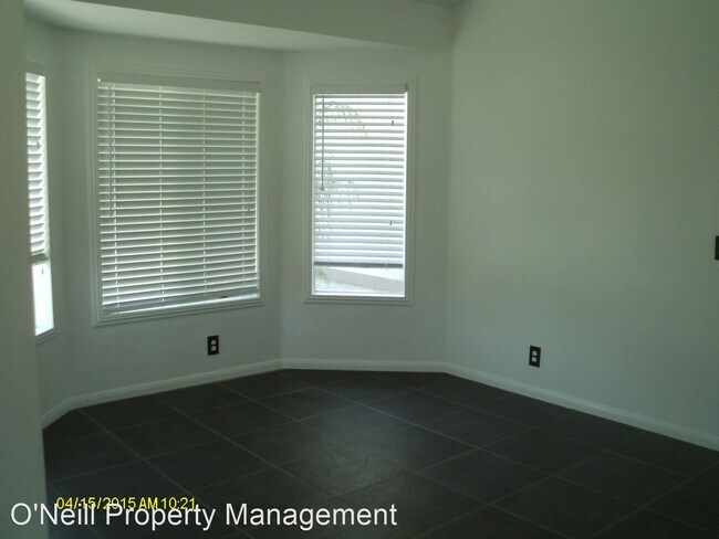 Building Photo - 3 br, 2 bath House - 3076 Mumford Ave