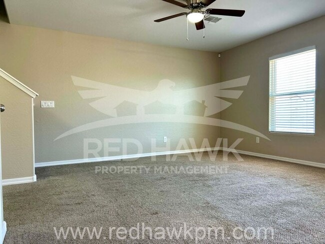 Building Photo - 1050 Kachina Dr