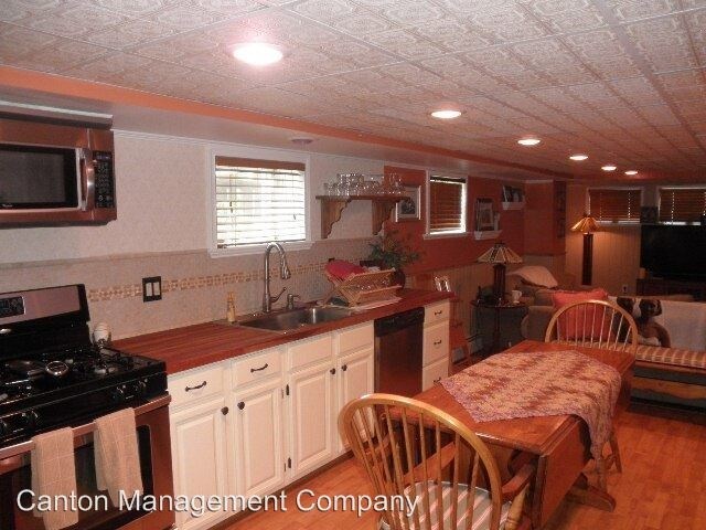 Building Photo - 3 br, 2 bath House - 363 Folcroft St.