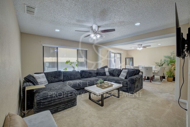 Building Photo - Available November 1st - Your Perfect Holi...