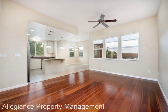 Building Photo - 3 br, 3 bath House - 7910 Walerga Rd Unit 706