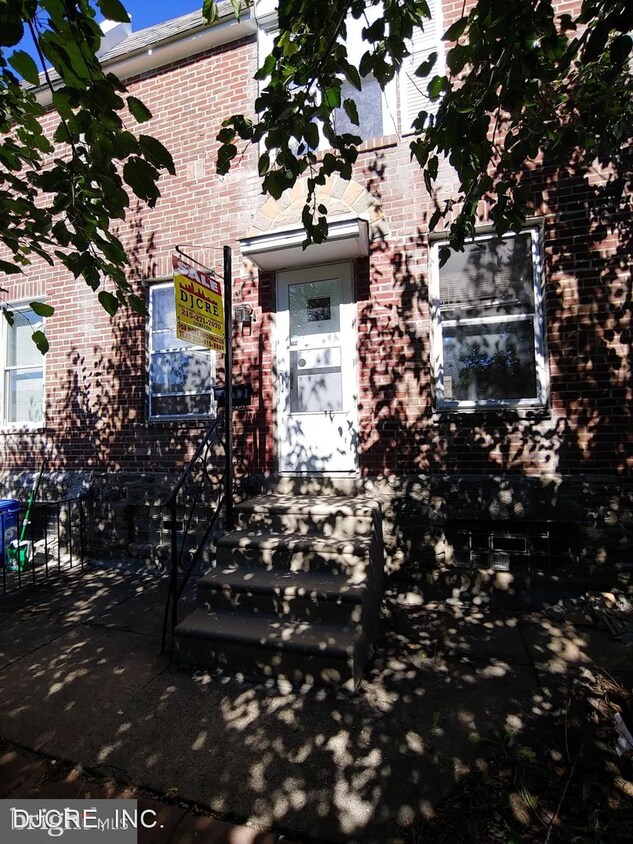 Primary Photo - 3 br, 1 bath House - 639 Anchor Street