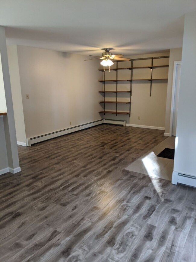 Foto del edificio - Updated 1BR Condo at the Edge of Boulder –...