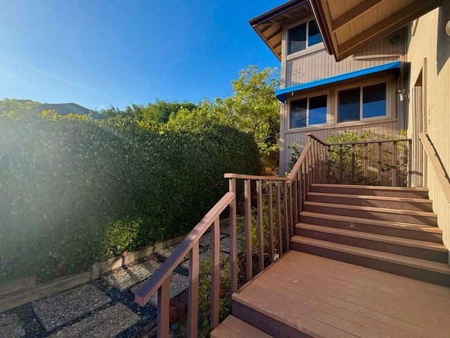 Foto del edificio - Welcome to Your Stunning Point Loma Home with Panoramic Ocean, Harbor, and Downtown Views!